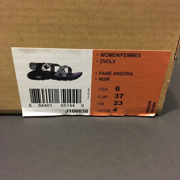 NEW Chaco Zvolv Sport Sandal - Picture 3 of 8